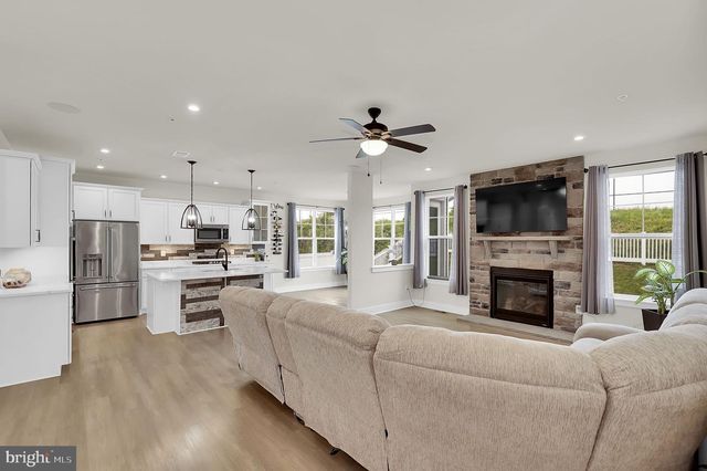 6 JIMMYS ST, Mount Airy, MD 21771