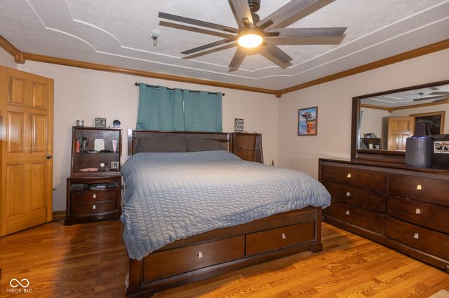 2225 Marina Court, Greenwood, IN 46143