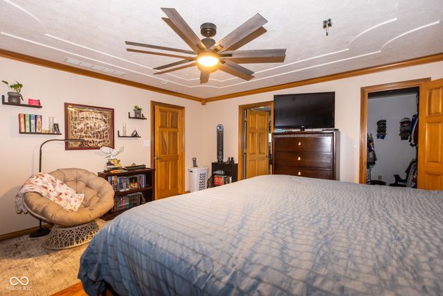 2225 Marina Court, Greenwood, IN 46143
