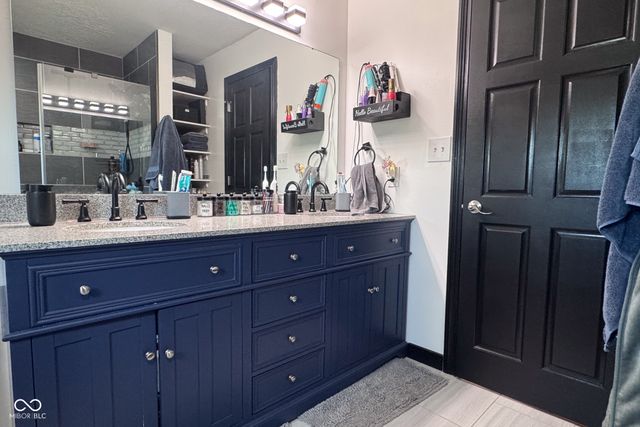 2225 Marina Court, Greenwood, IN 46143
