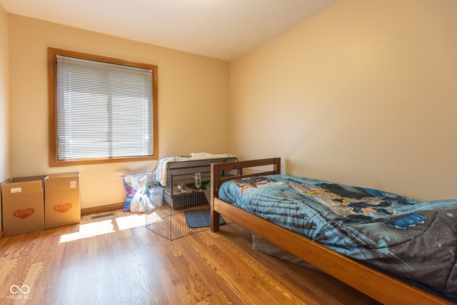 2225 Marina Court, Greenwood, IN 46143