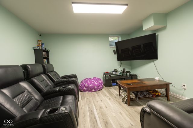 2225 Marina Court, Greenwood, IN 46143