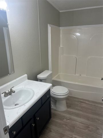 2512 County Road 600, Farmersville, TX 75442