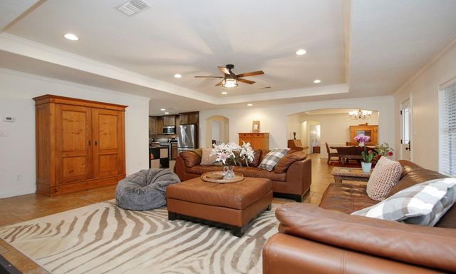 502 Weisinger Drive, Magnolia, TX 77354