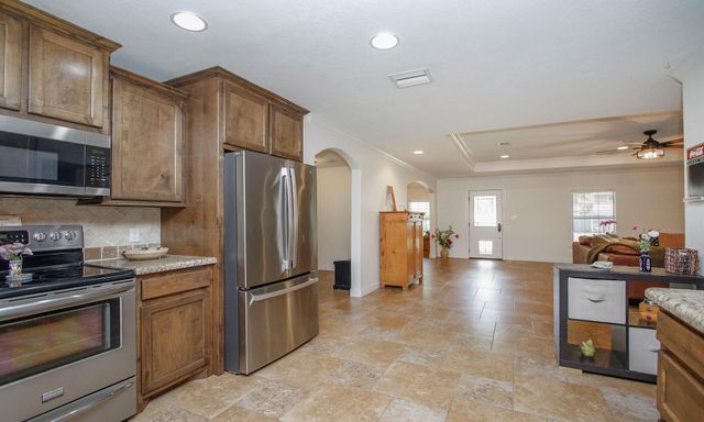 502 Weisinger Drive, Magnolia, TX 77354