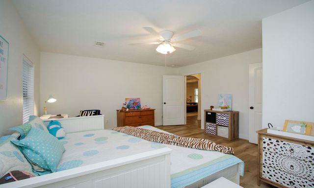 502 Weisinger Drive, Magnolia, TX 77354