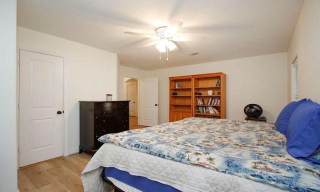 502 Weisinger Drive, Magnolia, TX 77354