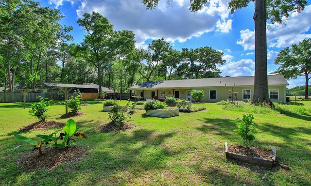 502 Weisinger Drive, Magnolia, TX 77354