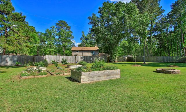 502 Weisinger Drive, Magnolia, TX 77354