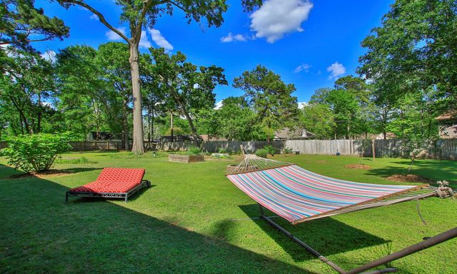 502 Weisinger Drive, Magnolia, TX 77354