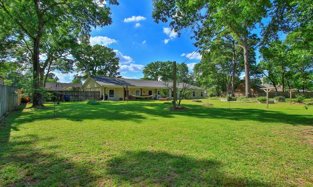 502 Weisinger Drive, Magnolia, TX 77354