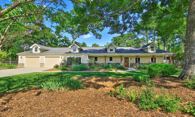 502 Weisinger Drive, Magnolia, TX 77354