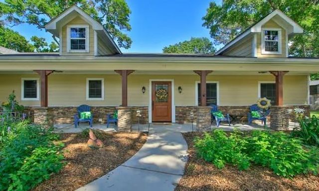 502 Weisinger Drive, Magnolia, TX 77354