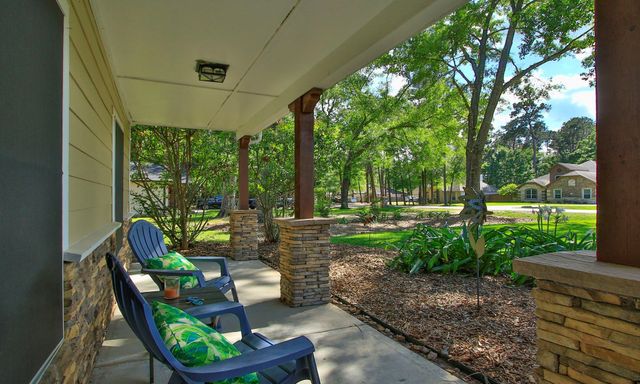 502 Weisinger Drive, Magnolia, TX 77354