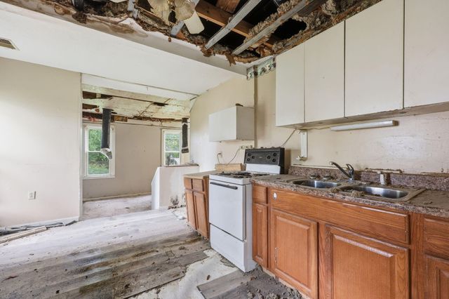 521 N Lexington Avenue, Wilmore, KY 40390
