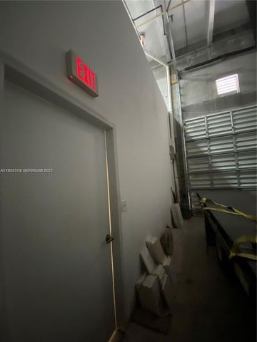 2355 NW 70th Ave 5 D5, Miami, FL 33122