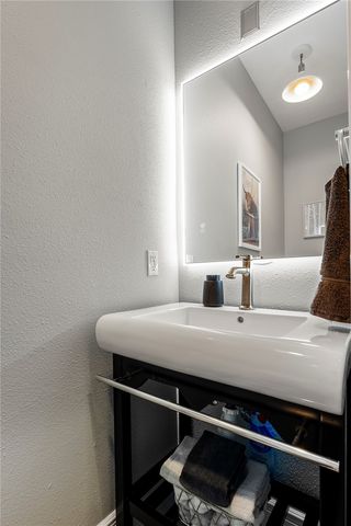 210 NW Olinka Pass Street, Bentonville, AR 72712