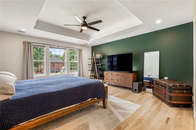 210 NW Olinka Pass Street, Bentonville, AR 72712
