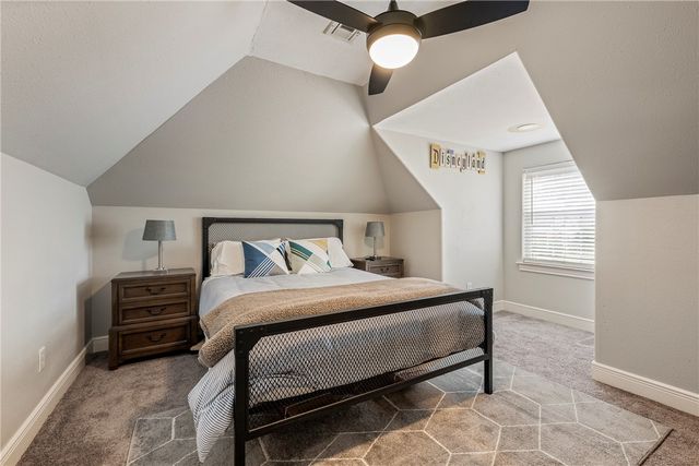 210 NW Olinka Pass Street, Bentonville, AR 72712
