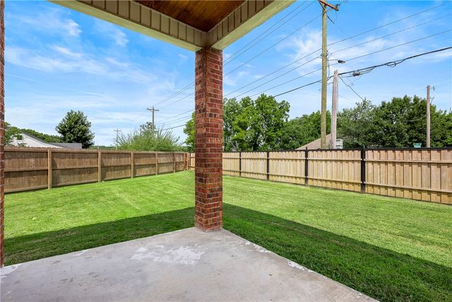 210 NW Olinka Pass Street, Bentonville, AR 72712