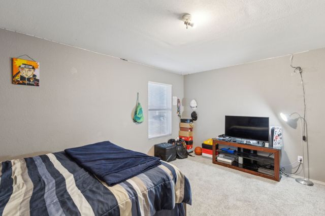 943 Carthage Way, Arlington, TX 76017