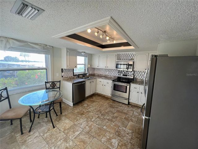 9 HAIG PLACE 101, Dunedin, FL 34698
