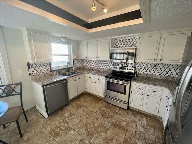 9 HAIG PLACE 101, Dunedin, FL 34698
