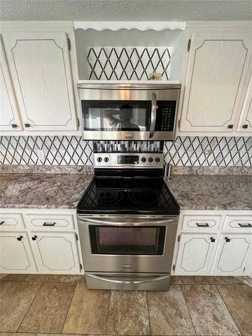 9 HAIG PLACE 101, Dunedin, FL 34698