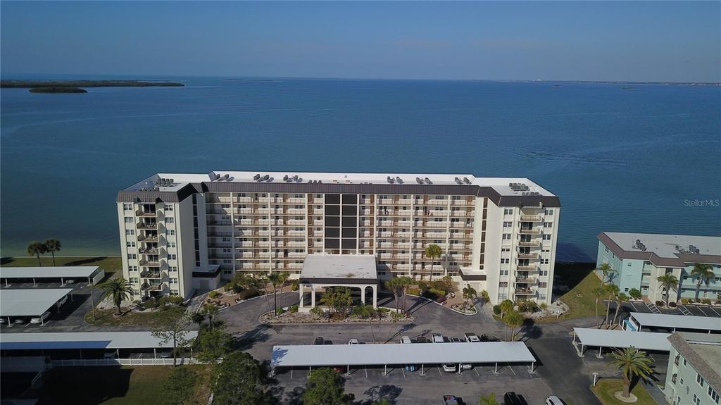 9 HAIG PLACE 101, Dunedin, FL 34698