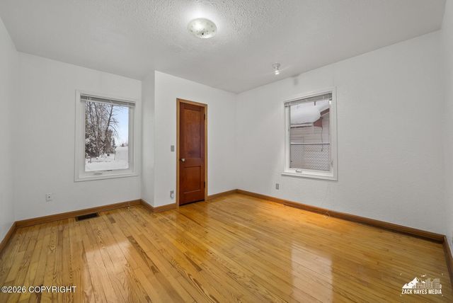 365 Pine Street, Anchorage, AK 99508