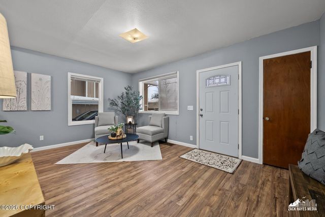 365 Pine Street, Anchorage, AK 99508