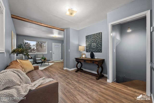 365 Pine Street, Anchorage, AK 99508