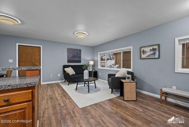 365 Pine Street, Anchorage, AK 99508