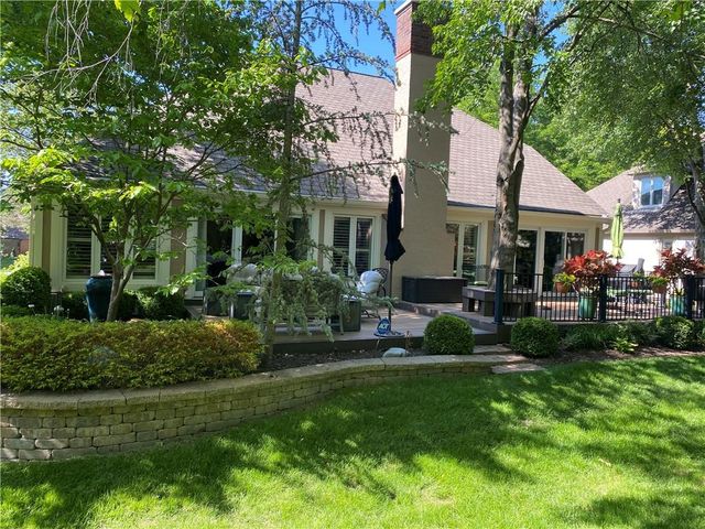 4509 W 124th Lane, Leawood, KS 66209