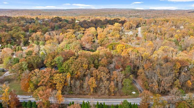 612 Miles Road, Signal Mountain, TN 37377