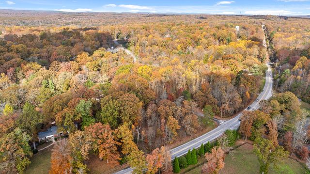 612 Miles Road, Signal Mountain, TN 37377
