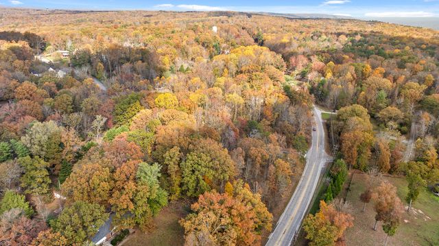 612 Miles Road, Signal Mountain, TN 37377