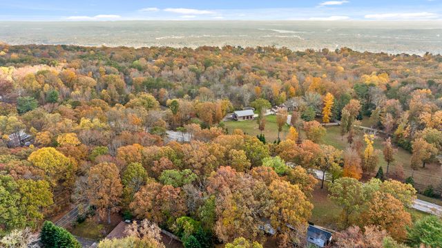 612 Miles Road, Signal Mountain, TN 37377