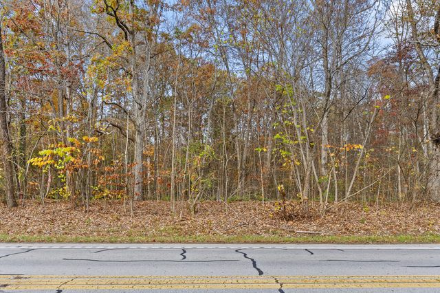 612 Miles Road, Signal Mountain, TN 37377
