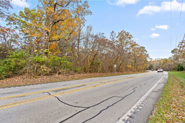612 Miles Road, Signal Mountain, TN 37377