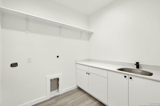 328 Compass Rose, Canyon Lake, TX 78133