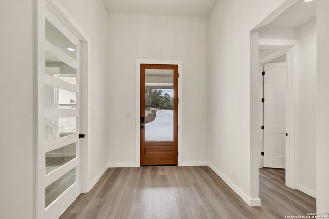 328 Compass Rose, Canyon Lake, TX 78133