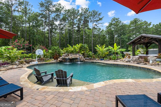 359 Trammell Road, Moreland, GA 30259