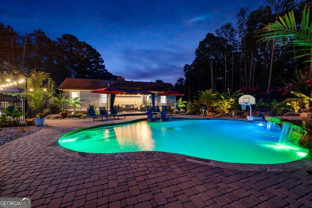 359 Trammell Road, Moreland, GA 30259
