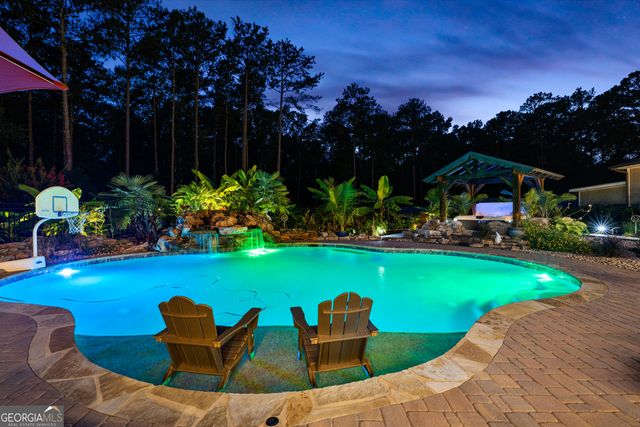 359 Trammell Road, Moreland, GA 30259