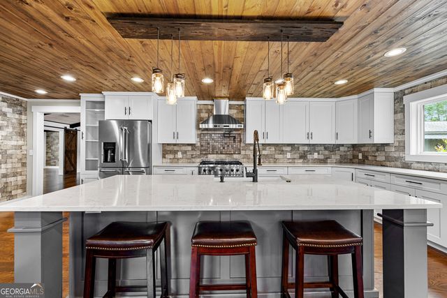 359 Trammell Road, Moreland, GA 30259