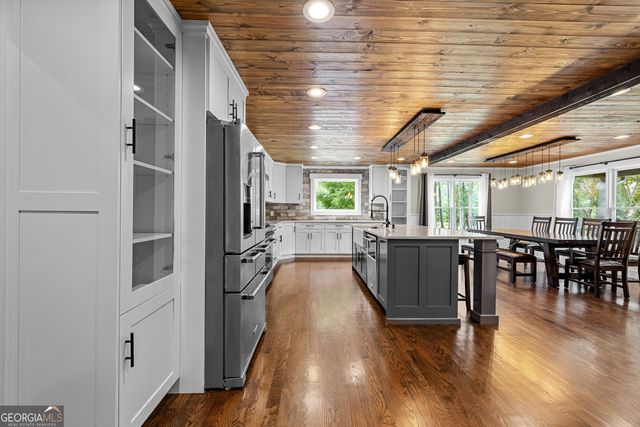 359 Trammell Road, Moreland, GA 30259