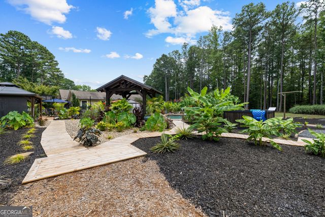359 Trammell Road, Moreland, GA 30259