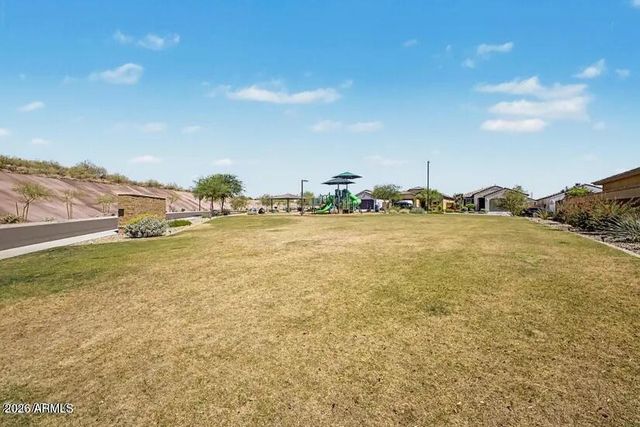 3236 W JUNIPER CANYON Drive, Phoenix, AZ 85083