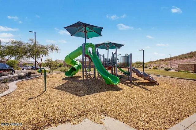 3236 W JUNIPER CANYON Drive, Phoenix, AZ 85083